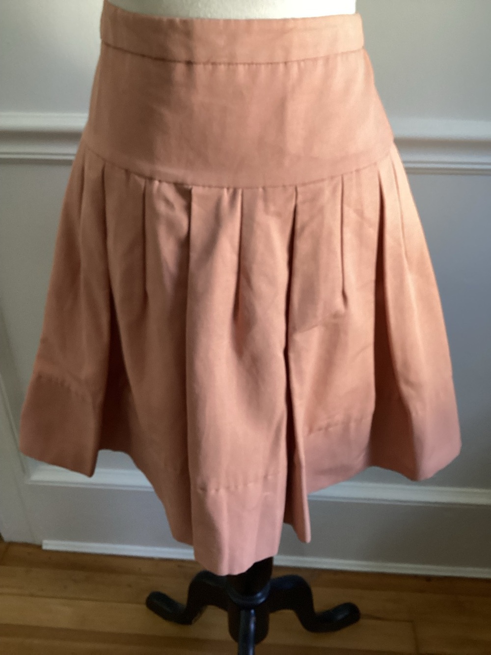 BCBG Maxazria High-Waist Pleated A-Line Skirt in Blush